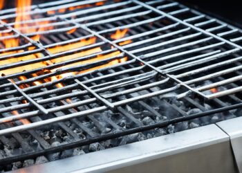 Flammenfänger beim Grillen